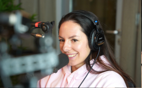 interview_image_play_button_description Anastasija Samoilova
