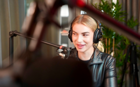 interview_image_play_button_description INTRISHA