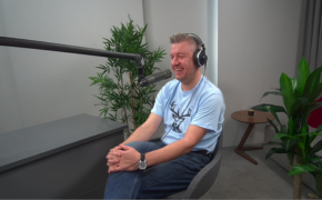 interview_image_play_button_description Mārtiņš Kits aicina uz debijas albuma svinībām