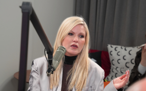 interview_image_play_button_description DJ ELLA