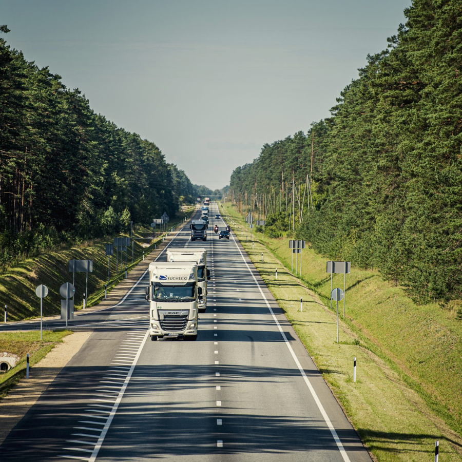 <p>Pasākumu dēļ nedēļas izskaņā būs vairāki satiksmes ierobežojumi Vidzemē un Talsu apkārtnē</p>