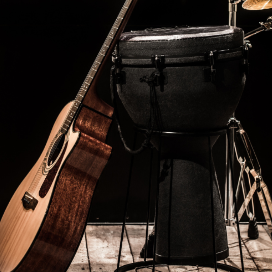 <p>Apskatāma unikāla mūzikas instrumentu kolekcijas izstāde</p>