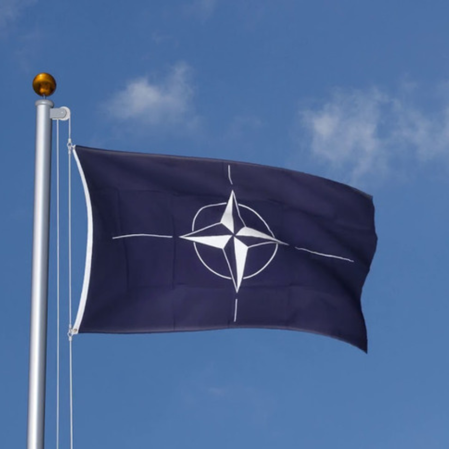 <p>NATO apņemas palielināt aizsardzības izdevumus līdz 5% no IKP</p>