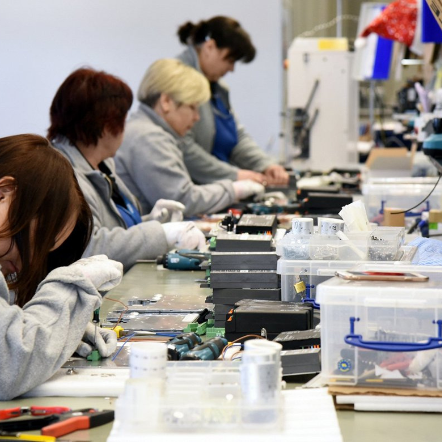 <p>Darbaspēka trūkums rada bažas par mazumtirdzniecības attīstības nākotni</p>
<p>&nbsp;</p>