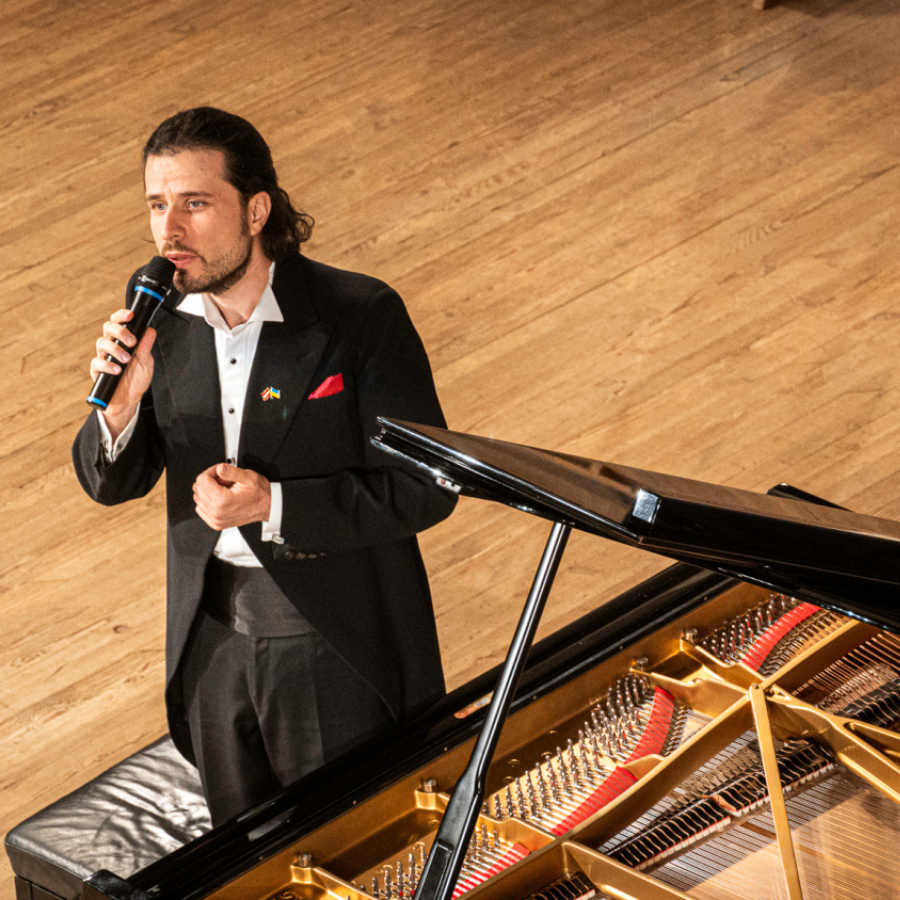 <p>Andrejs Osokins aicina turpināt sniegt palīdzību Ukrainai</p>