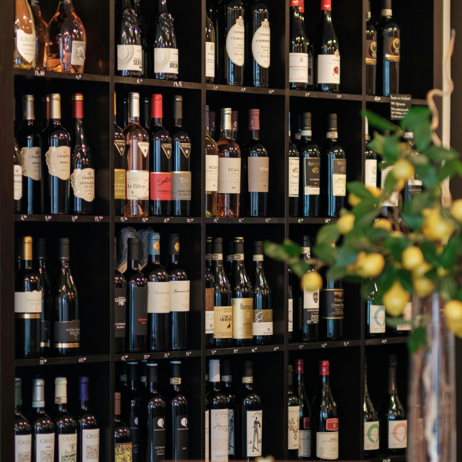 <p>No 1. augusta saīsināts alkohola tirdzniecības laiks</p>