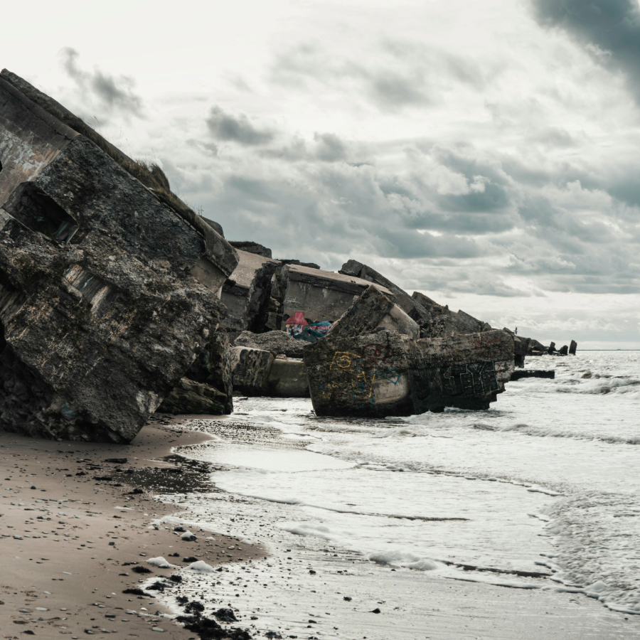 <p>Vides monitorings: Par netīrāko atzīta Karostas pludmale</p>