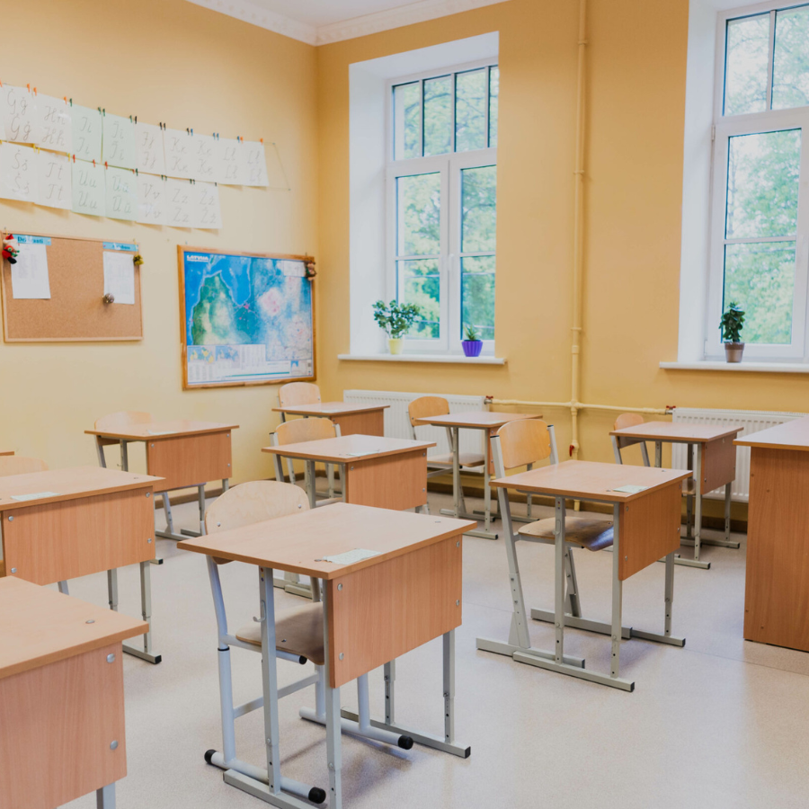 <p>Saskata satrauco&scaron;u skolu direktoru trūkumu</p>