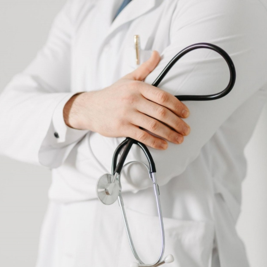 <p>Ģimenes ārsti stingri iebilst priek&scaron;likumam norādīt darbnespējas lapā informāciju par diagnozi</p>