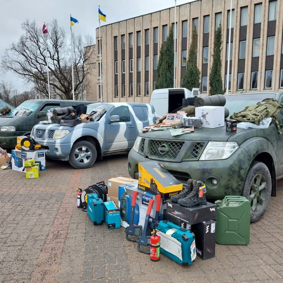<p>Pateicoties par atbalstu, ukraiņu kopiena trīs publiskās vietās izpildīs Latvijas himnu</p>