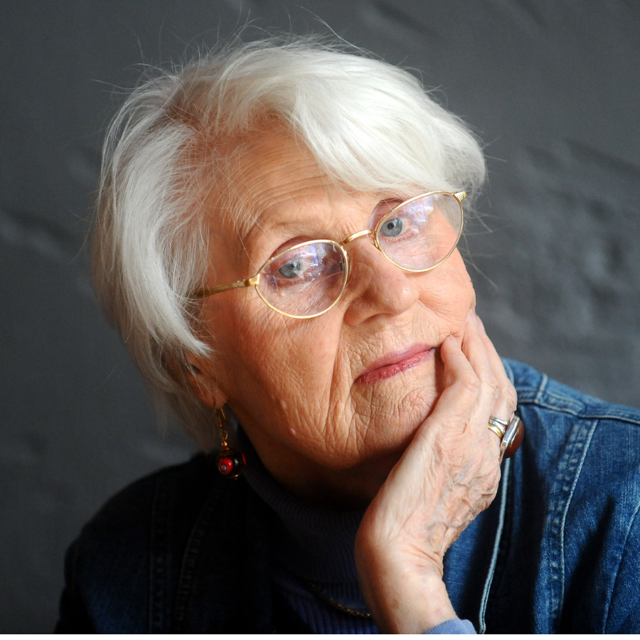 <p>Siguldā atklās latvie&scaron;u māksliniecei Skulmei veltītu izstādi</p>