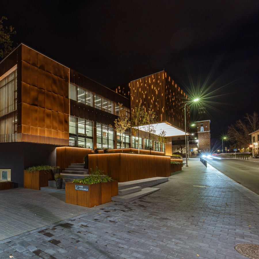 <p>Skatītāji aicināti noteikt aizvadītās sezonas Valmieras teātra labāko izrādi</p>