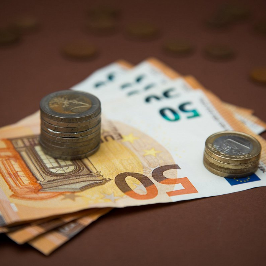 <p>Gada inflācija novembrī Latvijā samazinājusies līdz 3,8%</p>