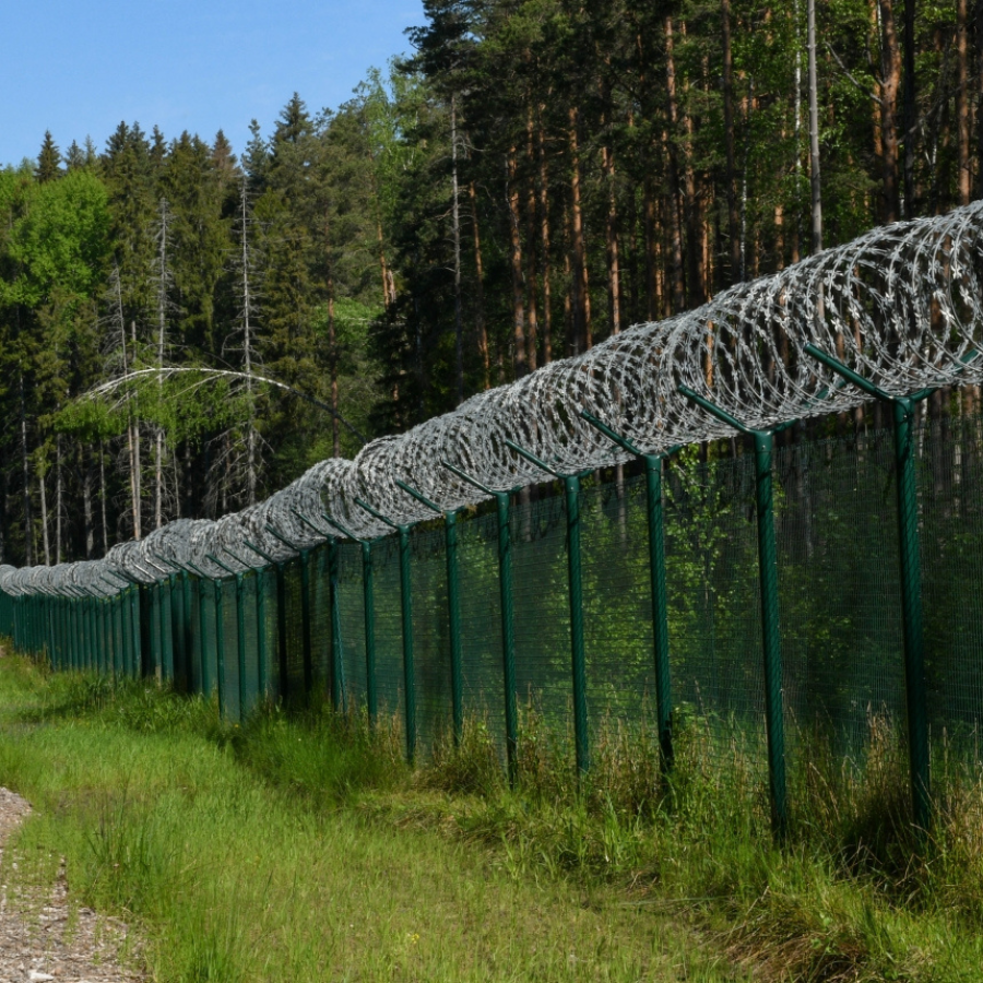<p>Lems par pastiprināta robežapsardzības sistēmas darbības režīma Baltkrievijas pierobežā pagarinā&scaron;anu</p>