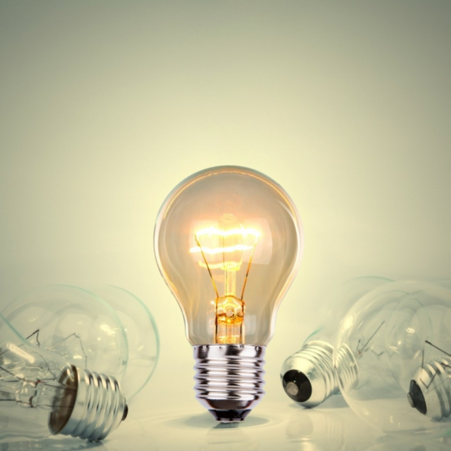 <p>Pārrunās elektroenerģijas pārvades sistēmas pakalpojuma tarifu projektu</p>