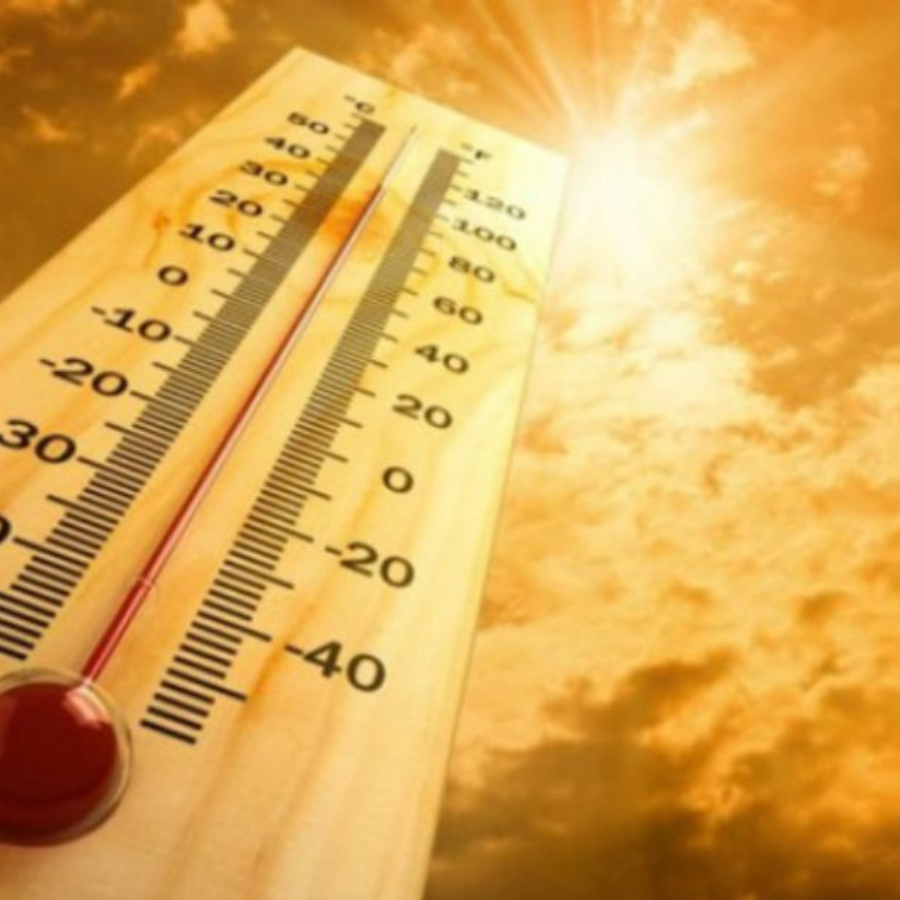 <p>Rīgā pārspēts 105 gadus sens karstuma rekords</p>