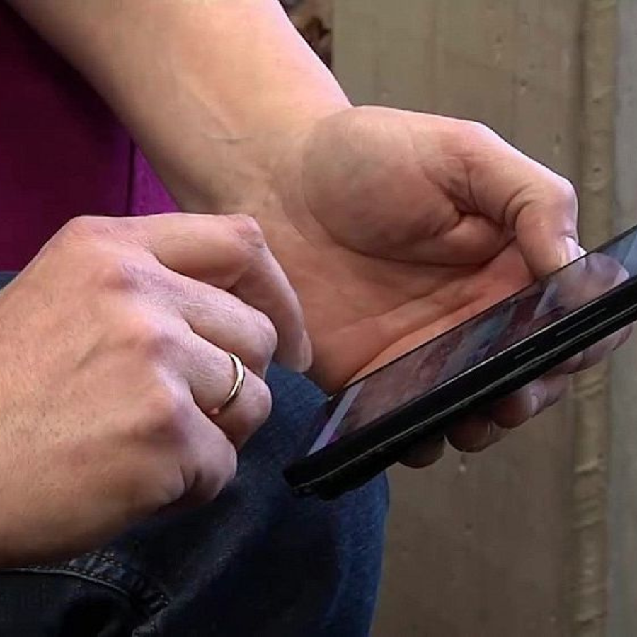 <p>Lai izvairītos no krāpniekiem, 35% iedzīvotāju neatbild uz zvaniem no nepazīstamiem numuriem</p>