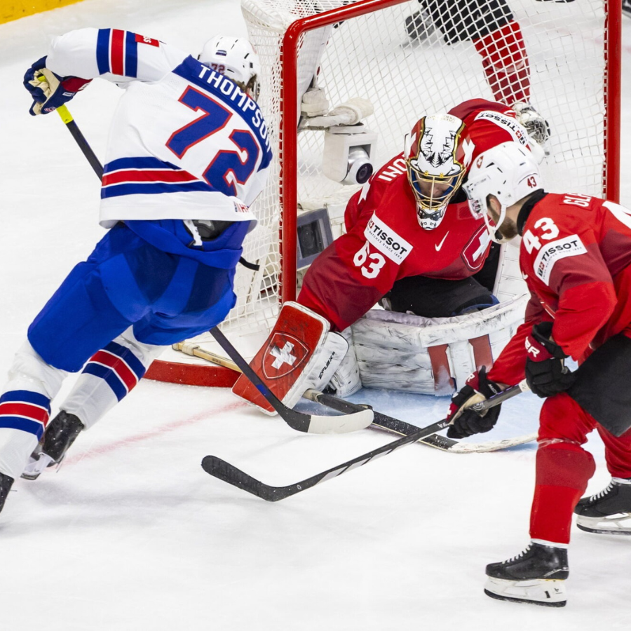 <p>ASV hokejisti papildlaikā pārspēj &Scaron;veici un izcīna pasaules čempiontitulu</p>