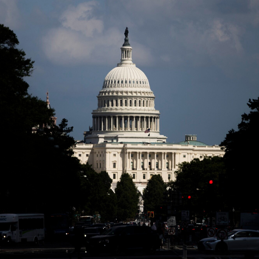 <p>ASV Senāts sper pirmo soli valdības darba atsāk&scaron;anai</p>