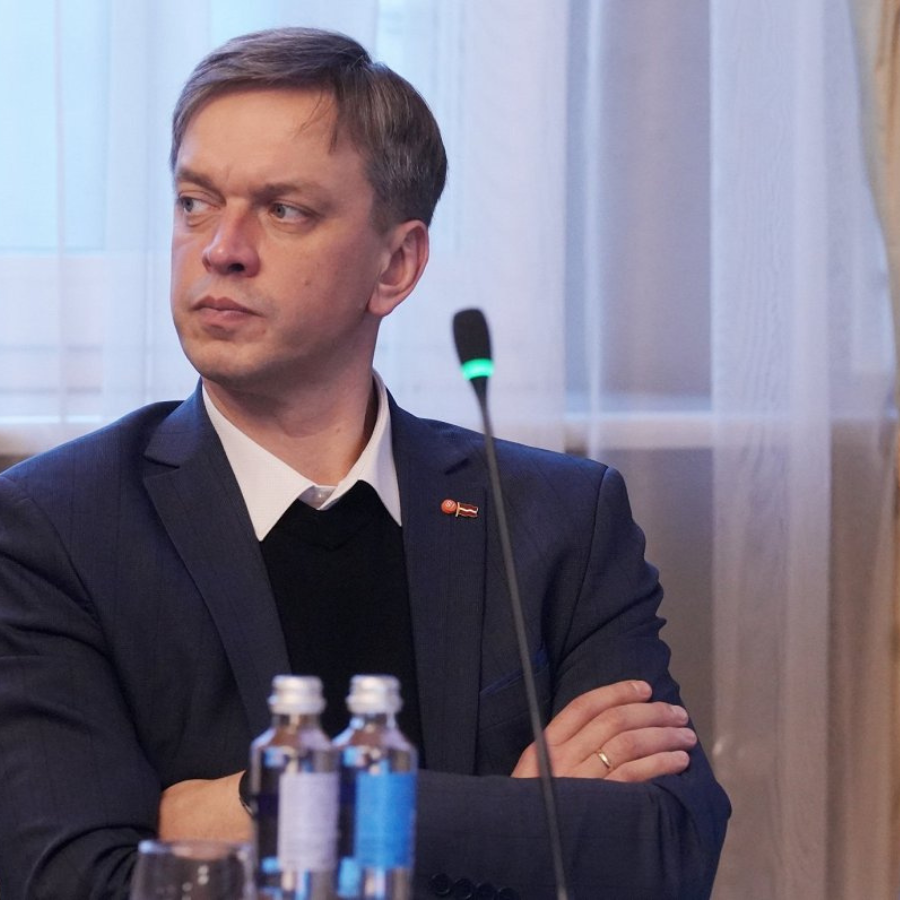 <p>Siguldas novada dome lems par mēra atbrīvo&scaron;anu no amata</p>