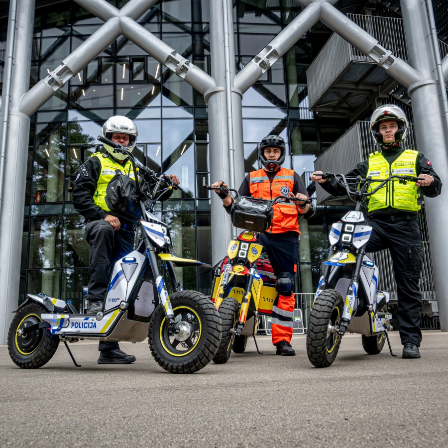 <p>Apsver ideju ieviest brīvprātīgos policijas darbiniekus</p>