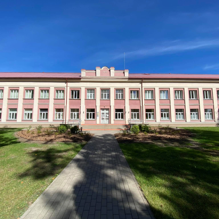 <p>Vāc parakstus Balvu slimnīcas diennakts stacionāra saglabā&scaron;anai</p>