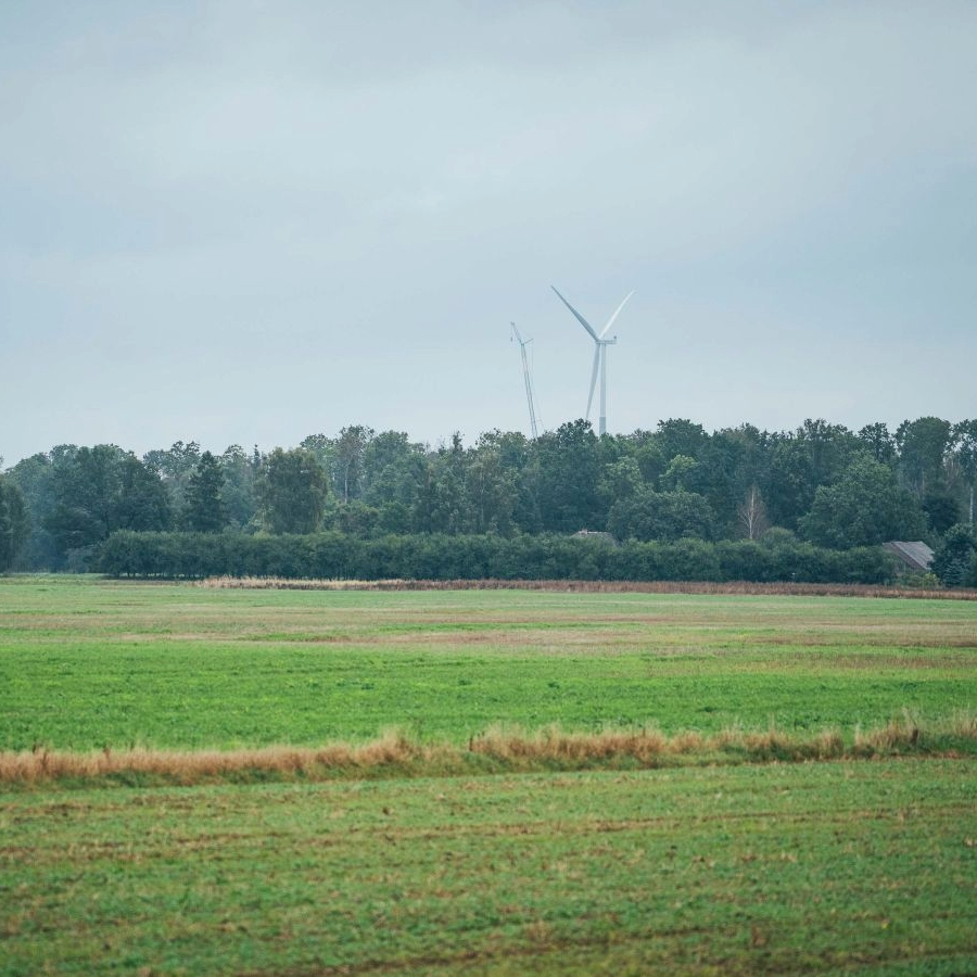 <p>Pretestība vēja enerģijas attīstībai var radīt nepatīkamas sekas ekonomikai</p>