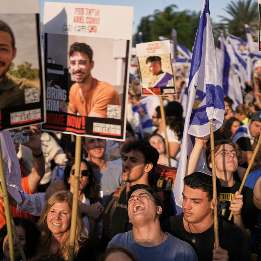 <p>"Hamās" atbrīvojis izraēlie&scaron;u ķīlniekus</p>