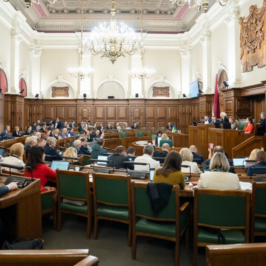 <p>Pieņem grozījumus likumā "Par piesārņojumu"</p>