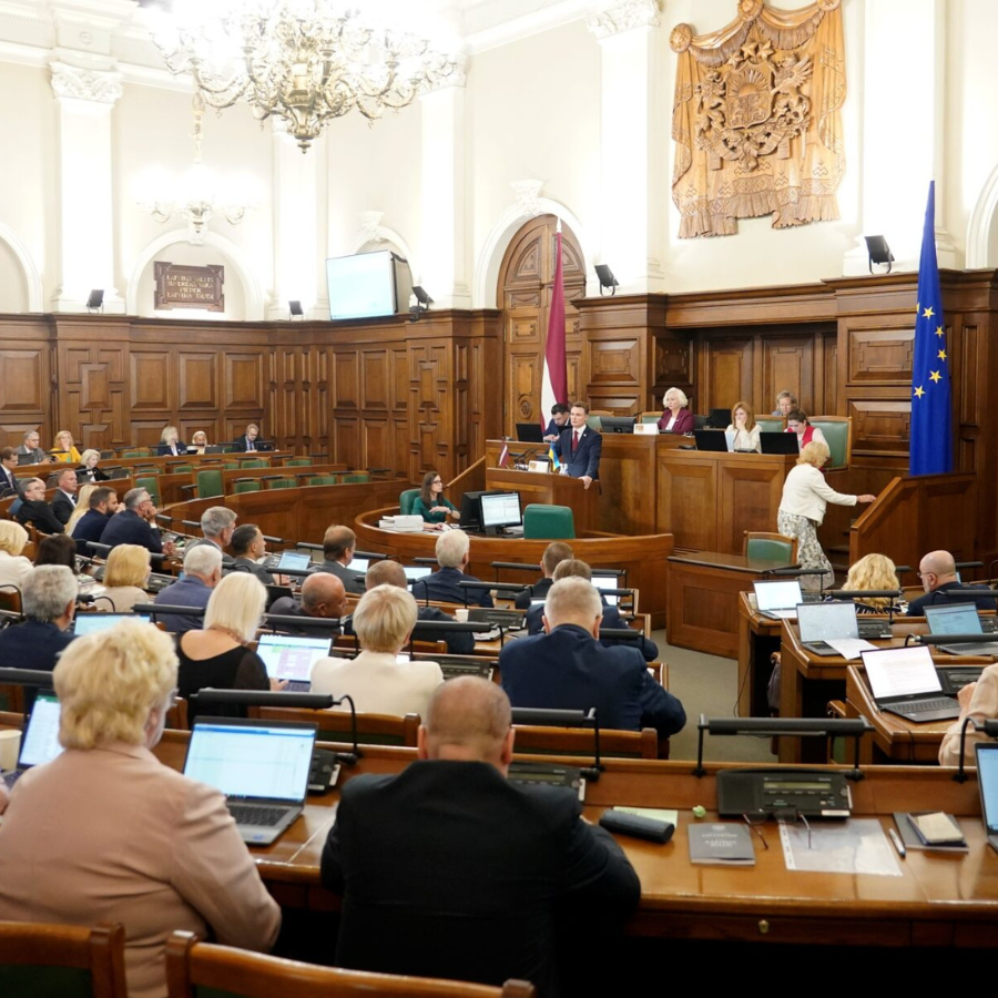 <p>Sāks vērtēt ieceri par izstā&scaron;anos no Stambulas konvencijas</p>