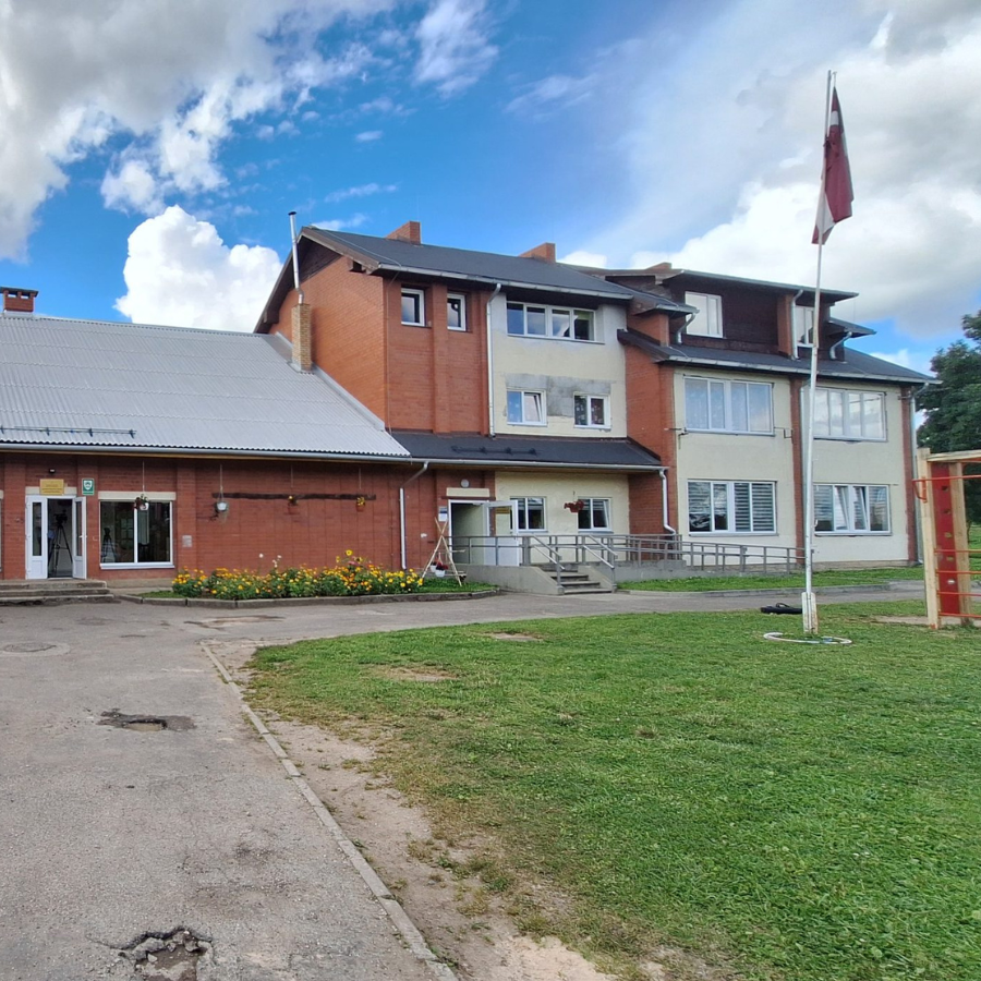 <p>Centrā "Lejasstrazdi" atkārtoti atklāj virkni pārkāpumu</p>