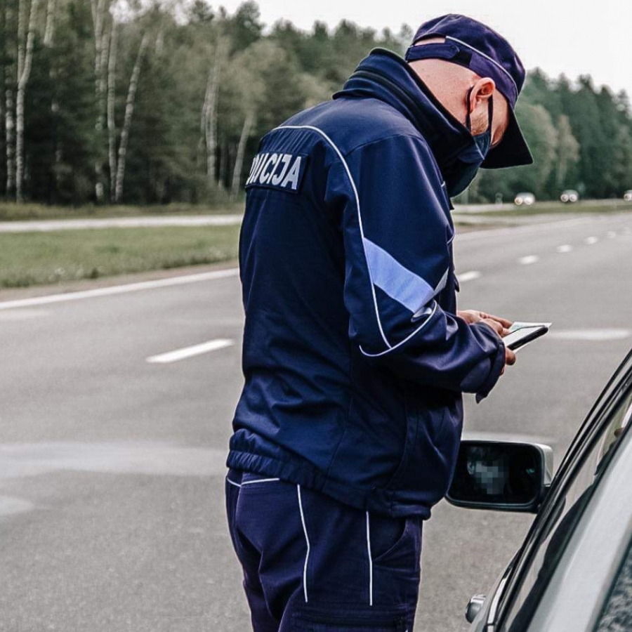 <p>Nākamnedēļ policija pastiprināti rūpēsies par satiksmes dro&scaron;ību</p>