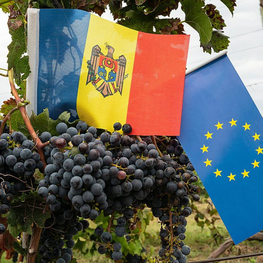 <p>Vēlē&scaron;anās Moldovā uzvarējusi prorietumnieciskā partija</p>