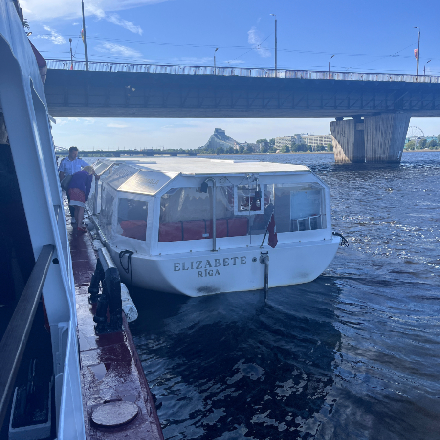 <p>Rīgā sperts pirmais praktiskais solis ūdens satiksmes attīstībā</p>