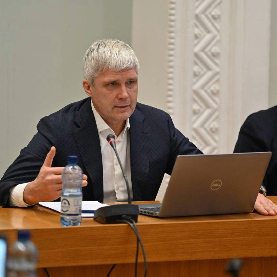 <p>Ministrs atstādina pielaidi nesaņēmu&scaron;o Rēzeknes mēru</p>