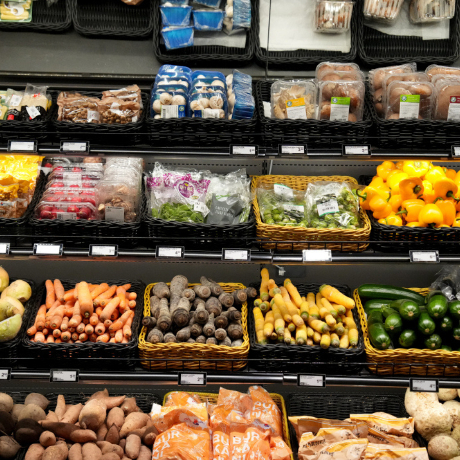 <p>Plāno parakstīt papildu vieno&scaron;anos par pārtikas produktu zemo cenu grozu</p>