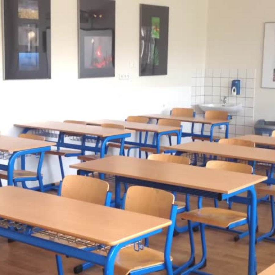 <p>Pedagogu Engurē lūdz saukt pie atbildības par 25 seksuāla rakstura epizodēm pret mazgadīgām personām</p>