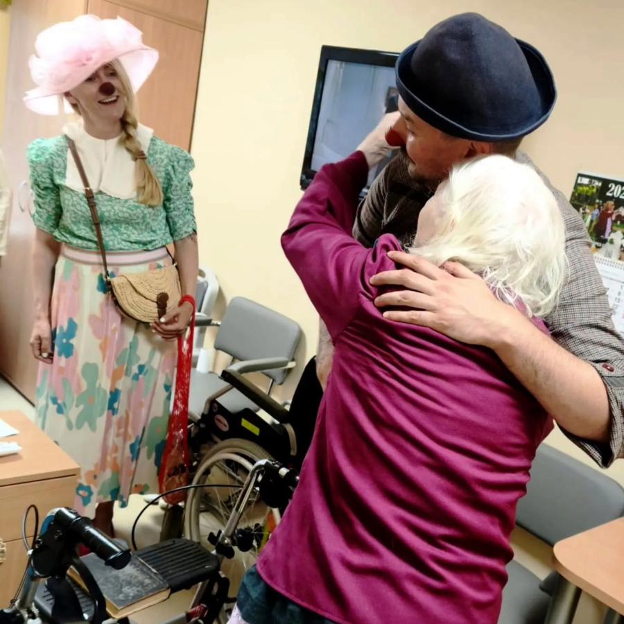 <p>Starptautiskajā senioru dienā, sāk kampaņu par cieņpilnu noveco&scaron;anu un senioru dzīves kvalitāti</p>