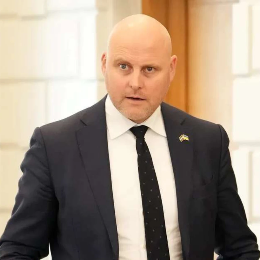 <p>AS sola fokusēties uz valsts finan&scaron;u sakārto&scaron;anu, dro&scaron;ību un ekonomikas izaugsmi</p>
