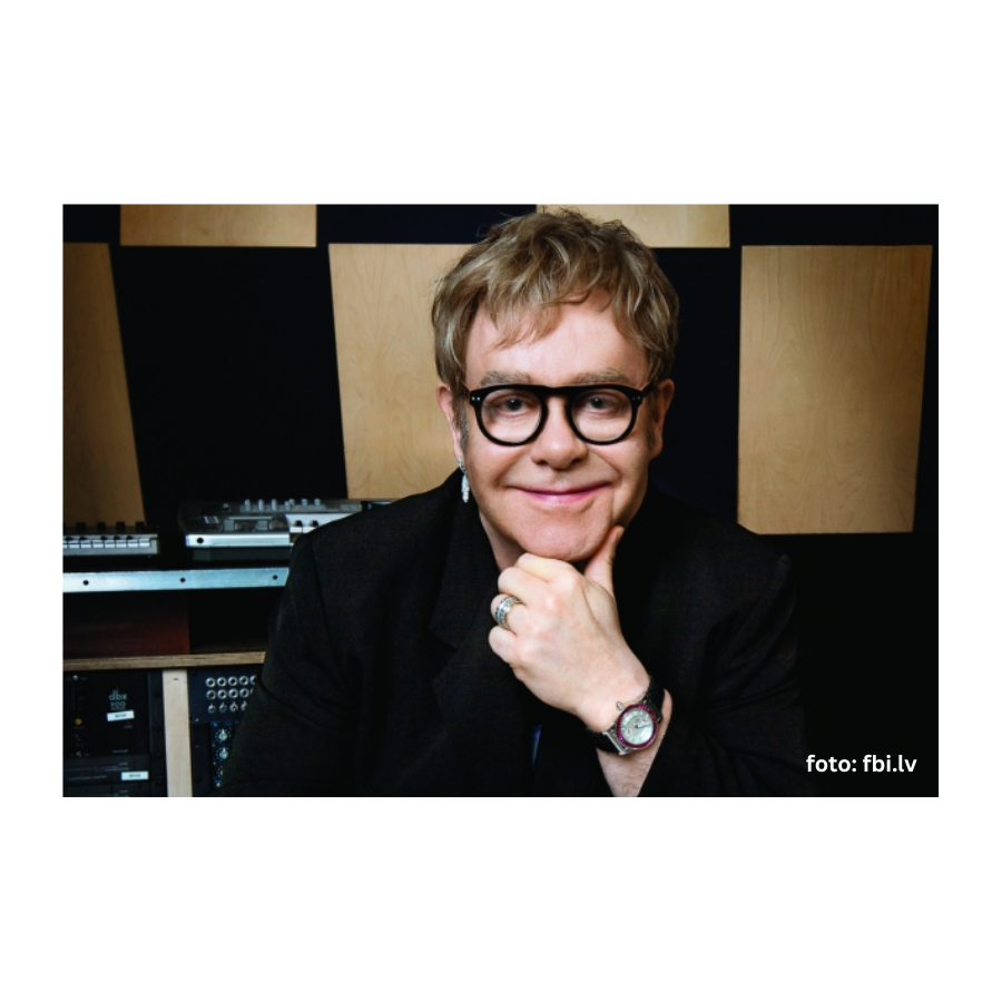 <p>Eltona Džona fondi kļuvu&scaron;i nevēlami Krievijā</p>