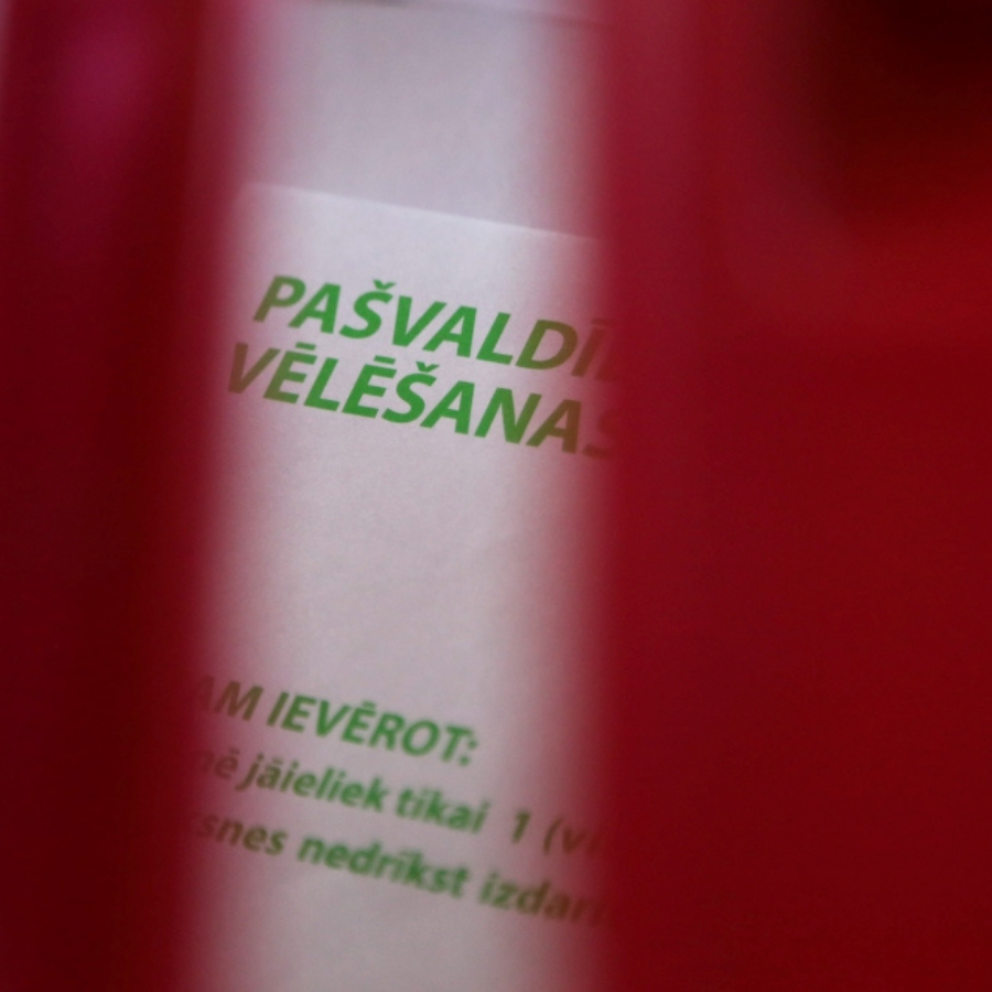 <p>CVK no sarakstiem svītro deputāta amata kandidātus</p>