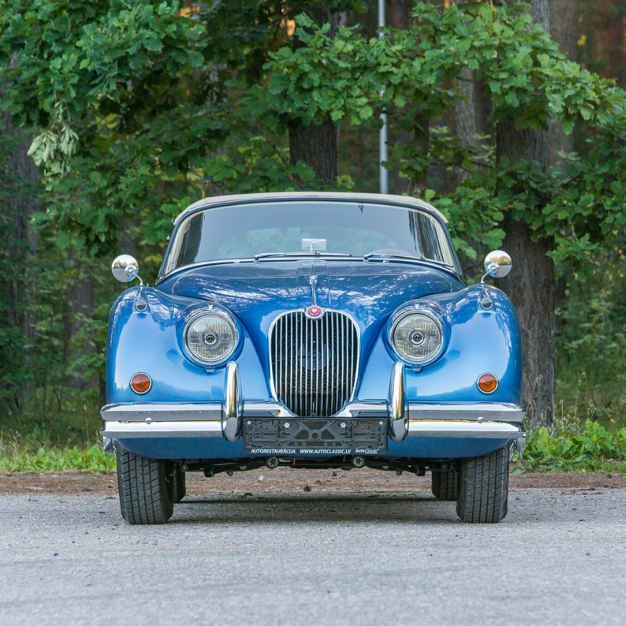 <p>"Skaistuma trajektorijas" - izstāde kulta auto dizainam</p>