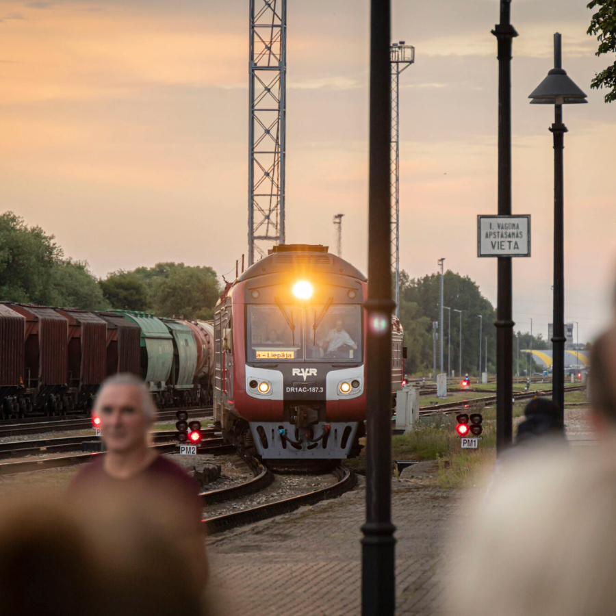 <p>Uz "Summer Sound" norīkoti papildu vilcienu reisi&nbsp;</p>