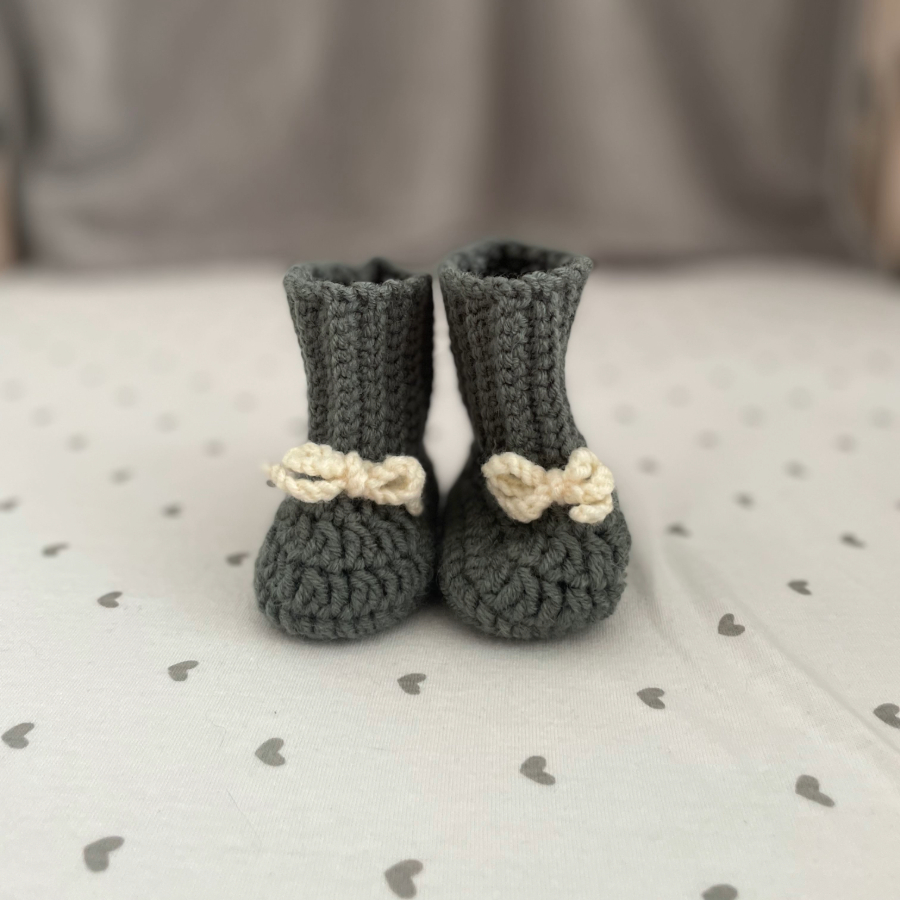 <p>Septīto mēnesi pēc kārtas jaundzimu&scaron;o mazāk par tūkstoti</p>