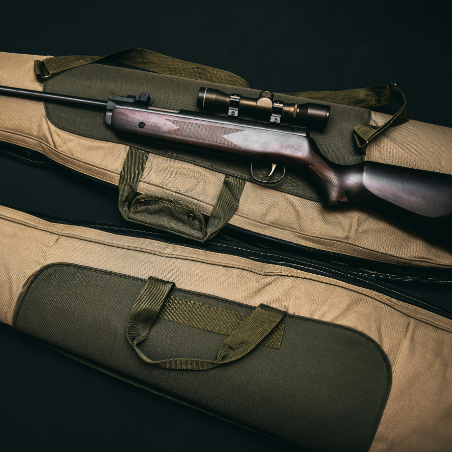 <p>Zemkopības ministrs: būtu jāatļauj medīt visus cilvēka dzīvībai bīstamos savvaļas dzīvniekus</p>