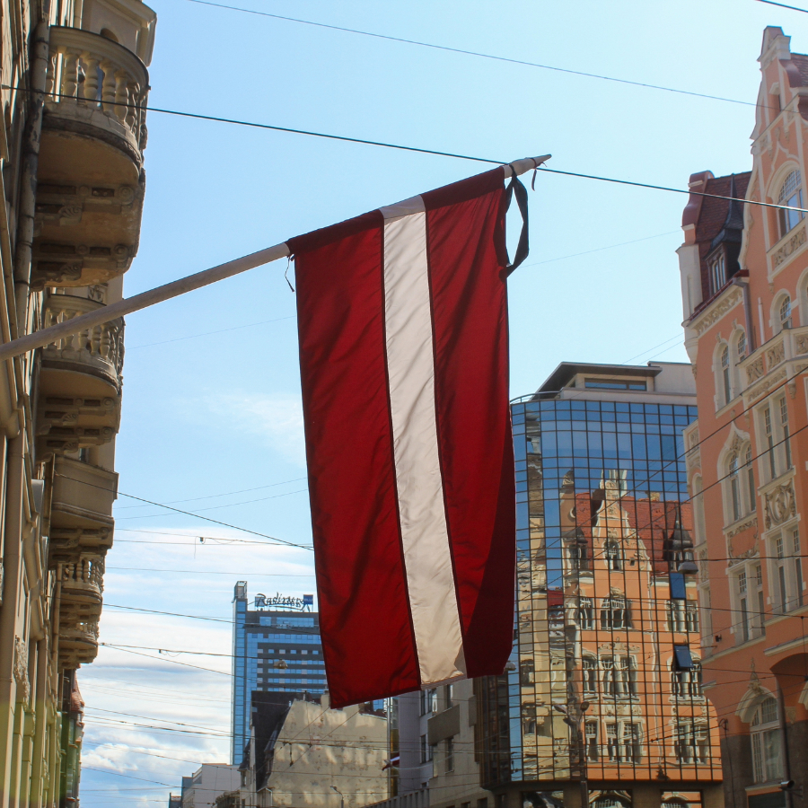 <p>Rīgā godinās holokausta upuru piemiņu</p>